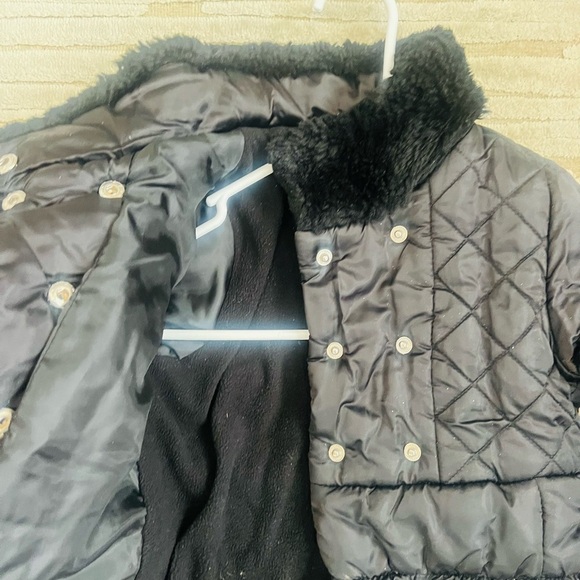 Like new Jessica Simpson black coat size 4 with faux fur cuffs and neck - Picture 6 of 6